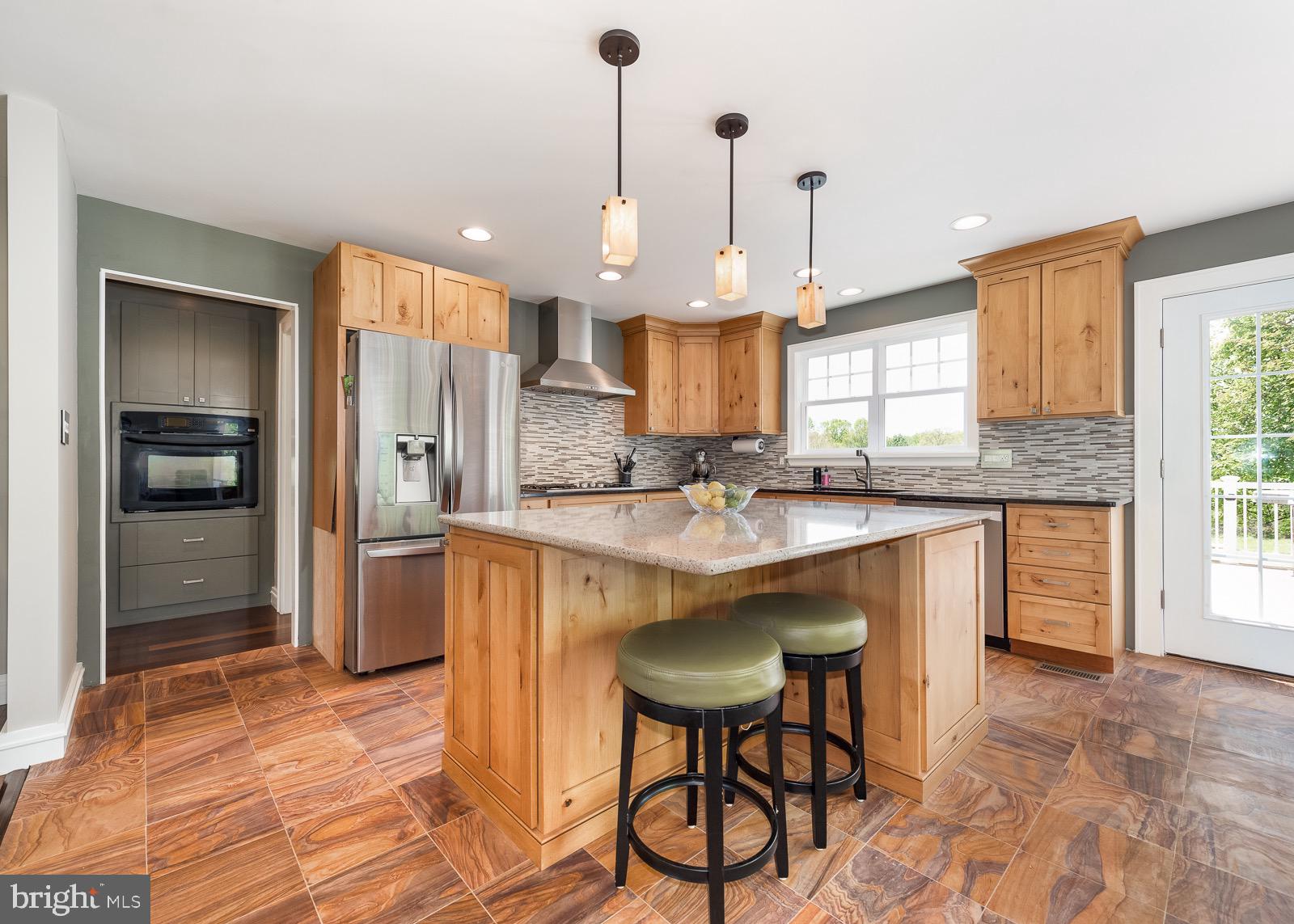 14632 Manor Road Phoenix, MD 21131 - Photo 8 of 31