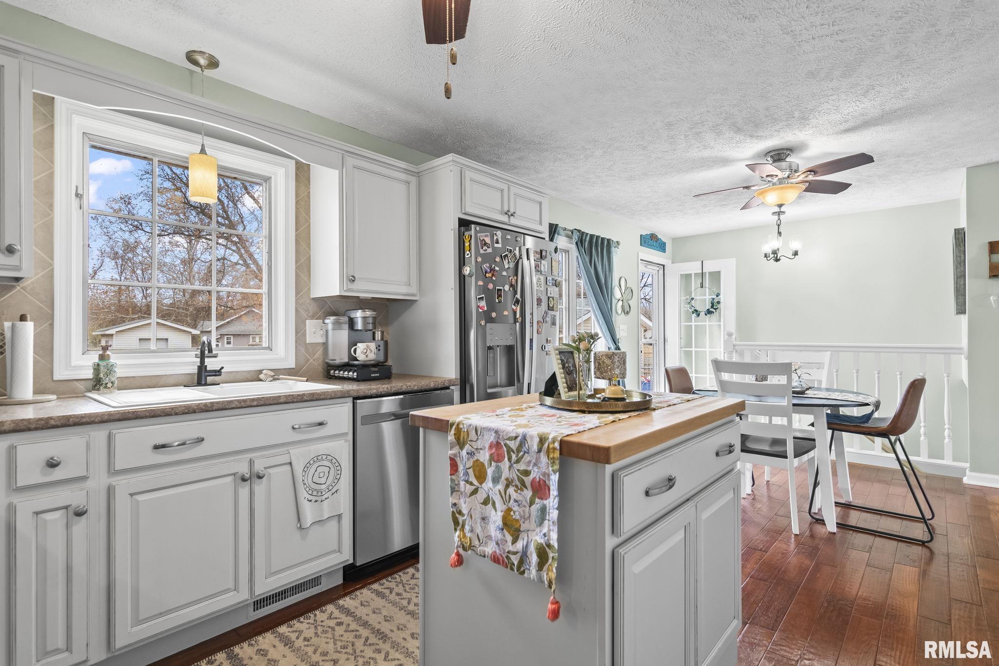 3223 West Street Springfield, IL 62707 - Photo 9 of 39
