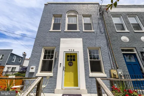 $649,000 | 729 Roxboro Place Northwest, Washington, DC 20011