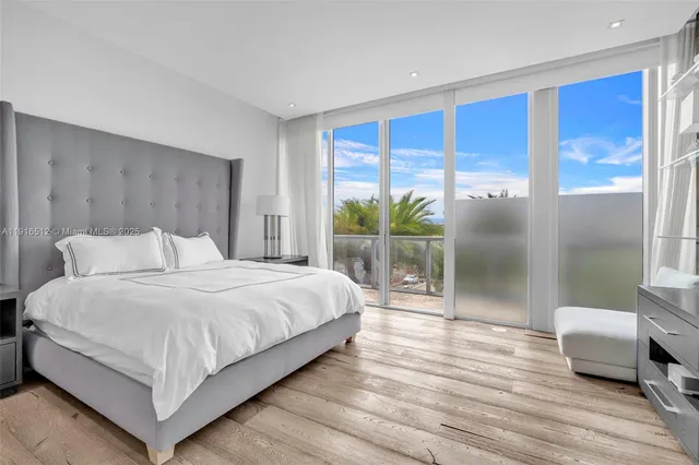 a view of walk in closet