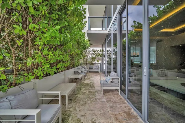 $22,900 | 9501 Collins Avenue, Unit 1, Surfside, FL 33154