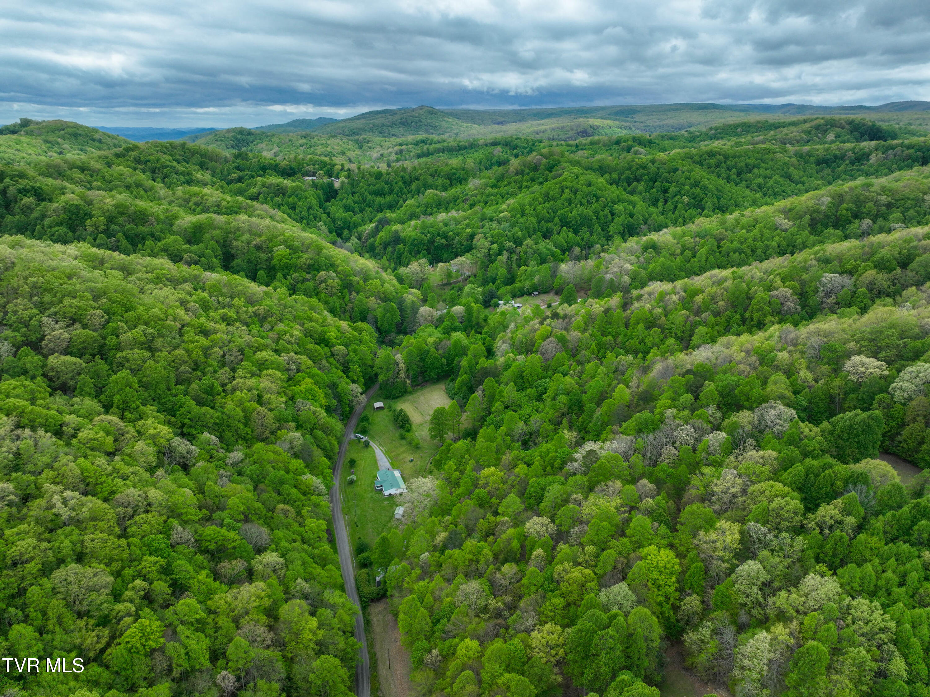 903 Flatwoods Road Coeburn, VA 24230 - Photo 62 of 74 903 Flatwoods Dr Drone JOANA-19