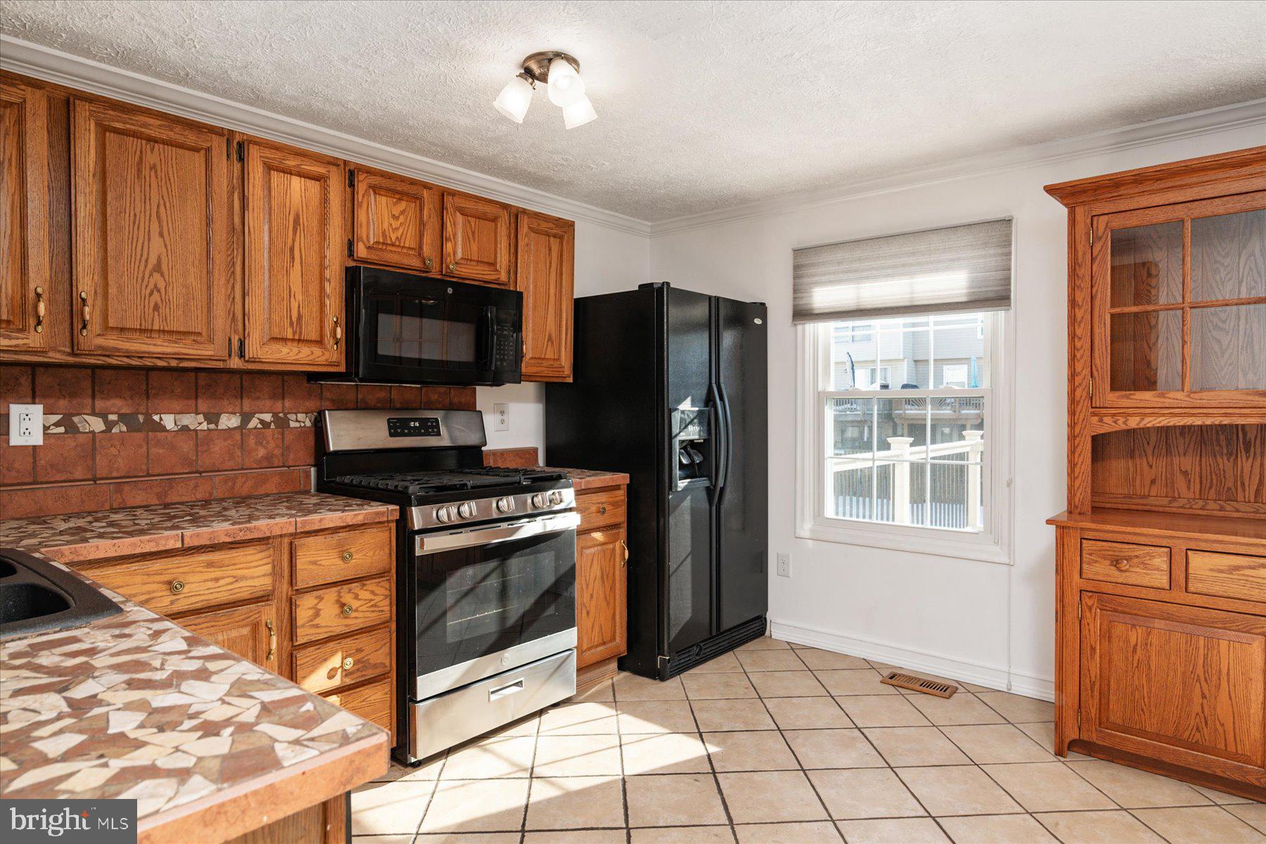 725 Dayspring Drive Odenton, MD 21113 - Photo 15 of 61 Kitchen