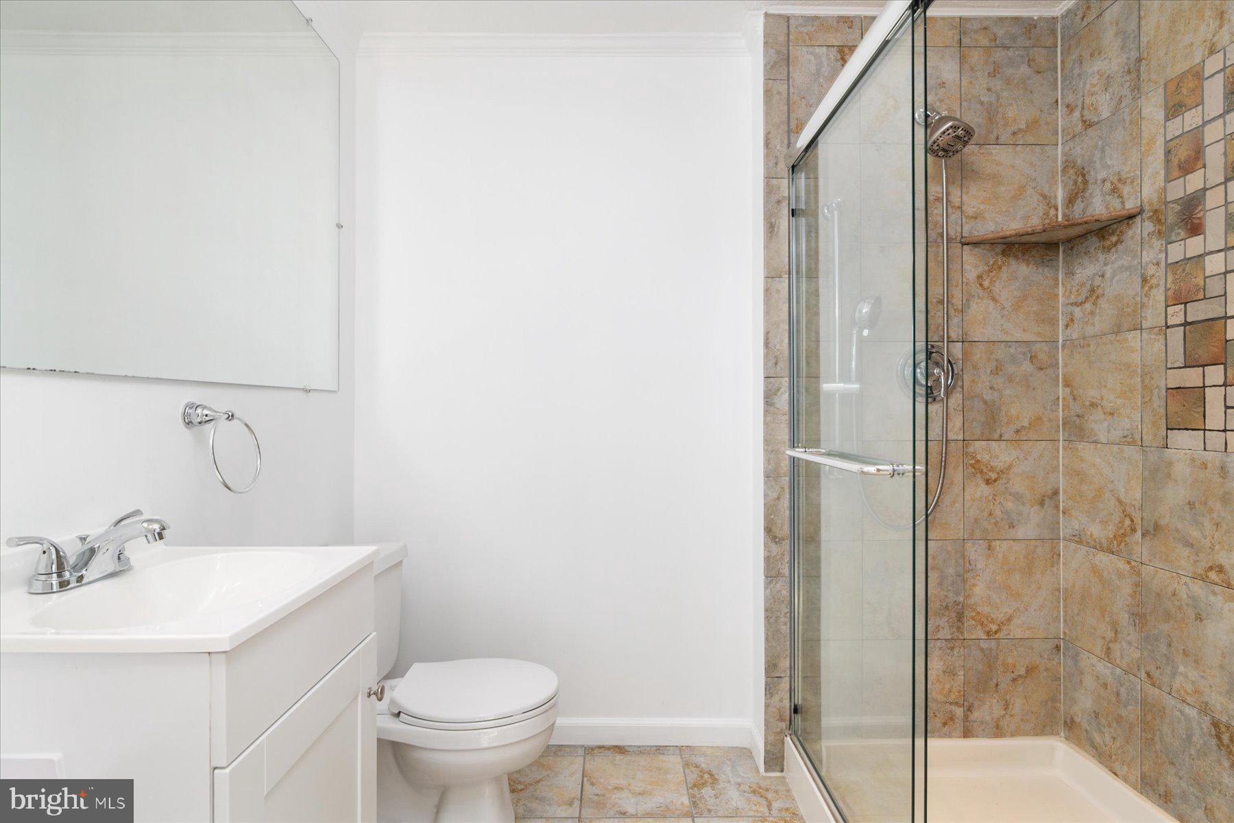 725 Dayspring Drive Odenton, MD 21113 - Photo 25 of 61 Master Bathroom