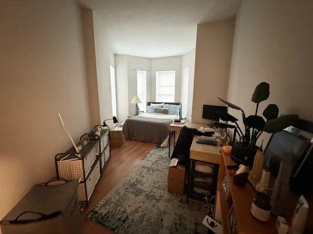 $5,000 | 96 Hammond Street, Unit 2, Boston, MA 02120