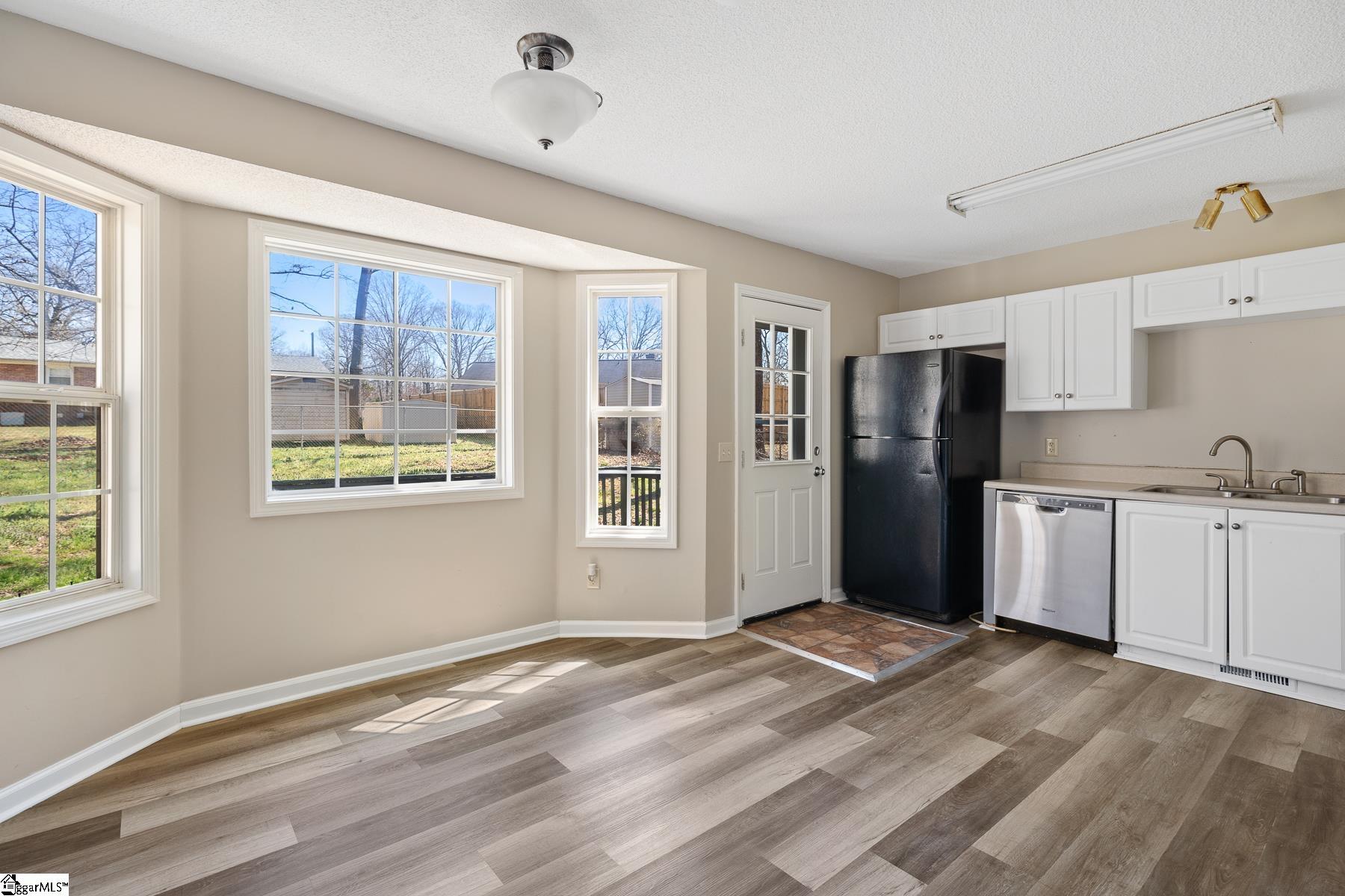 7 Bee Tree Court Piedmont, SC 29673 - Photo 12 of 28 Gallery Image 12