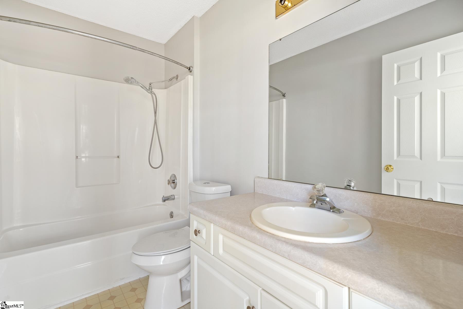 7 Bee Tree Court Piedmont, SC 29673 - Photo 18 of 28 Gallery Image 18
