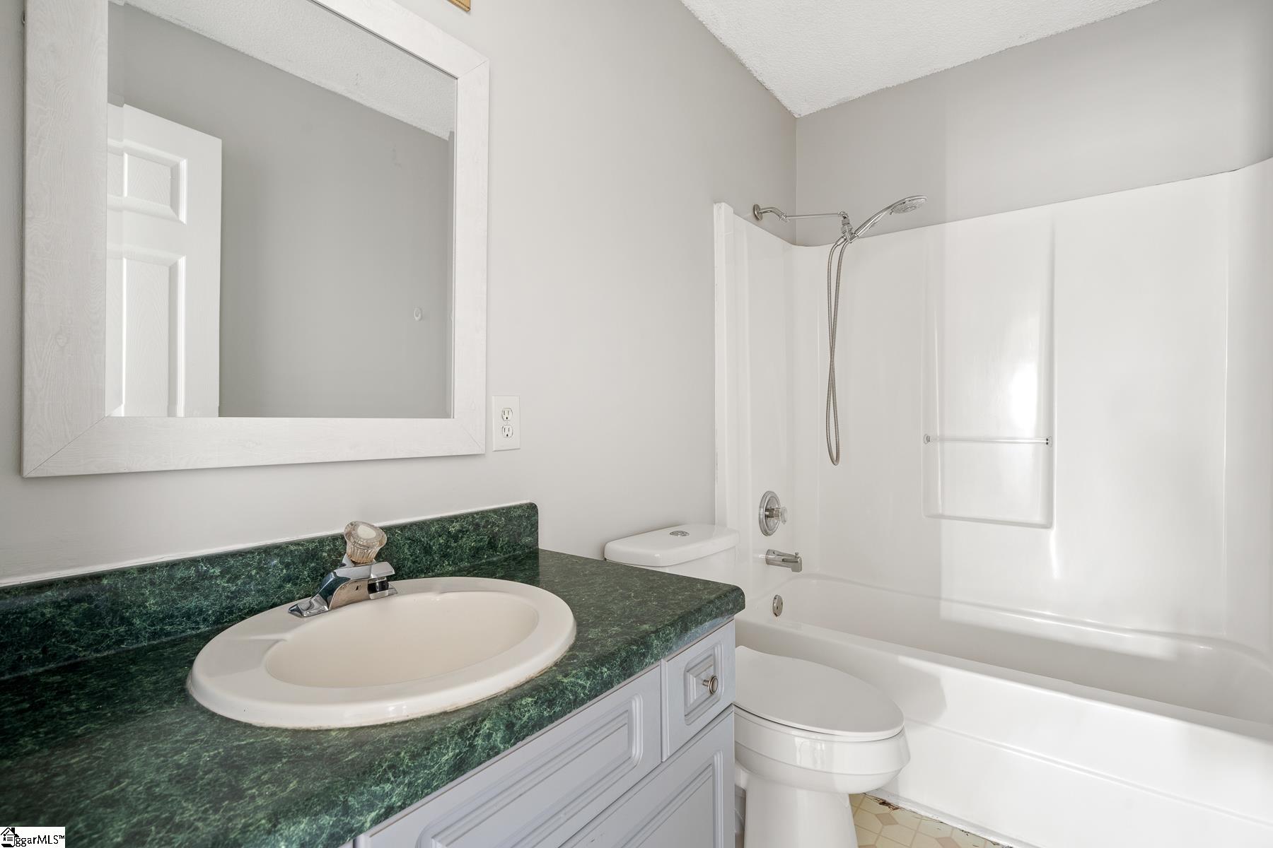 7 Bee Tree Court Piedmont, SC 29673 - Photo 19 of 28 Gallery Image 19