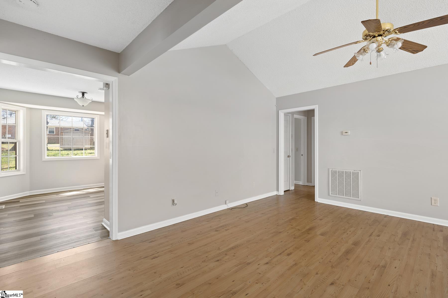 7 Bee Tree Court Piedmont, SC 29673 - Photo 8 of 28 Gallery Image 8