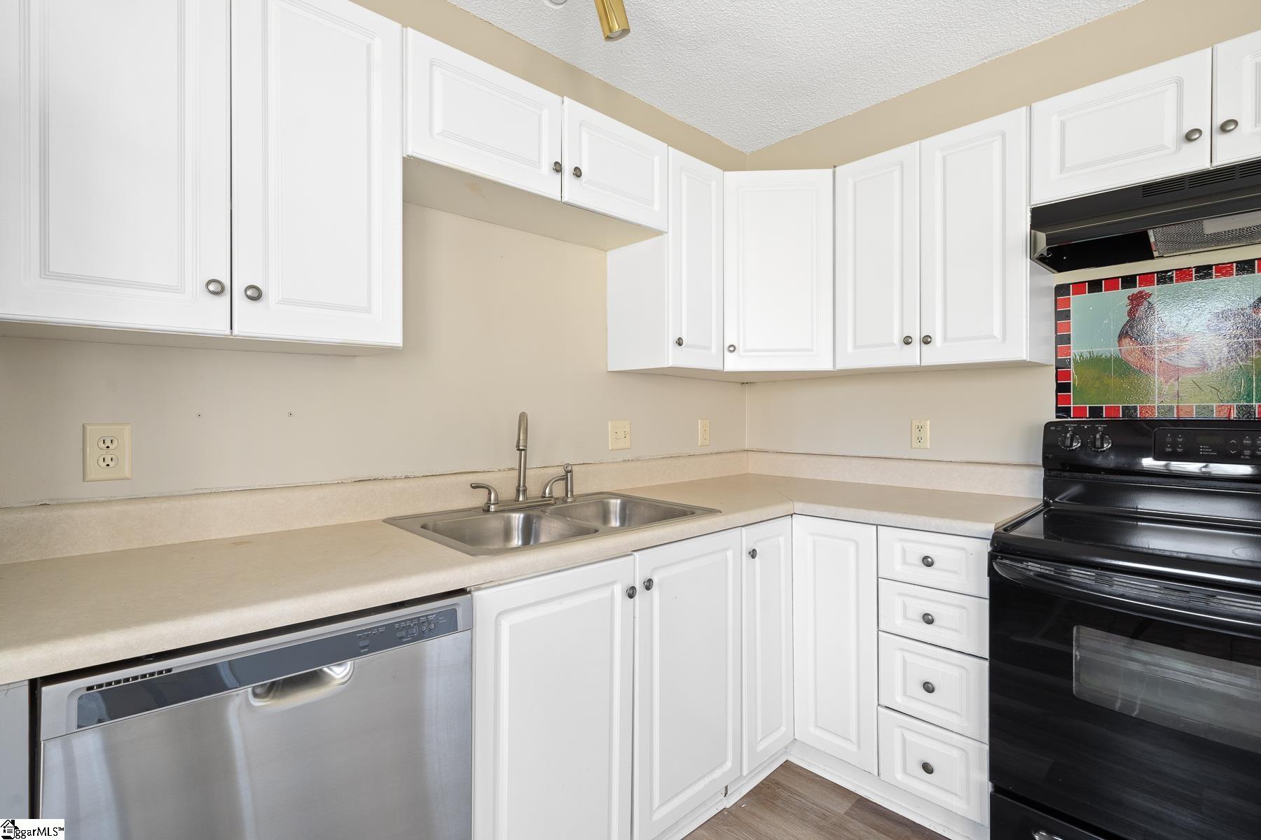7 Bee Tree Court Piedmont, SC 29673 - Photo 10 of 28 Gallery Image 10