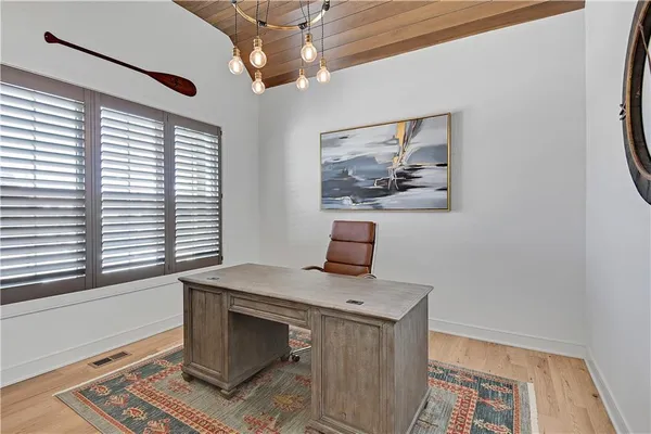 $1,250,000 | 17029 King Street, Overland Park, KS 66221