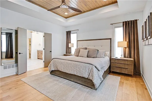 $1,250,000 | 17029 King Street, Overland Park, KS 66221