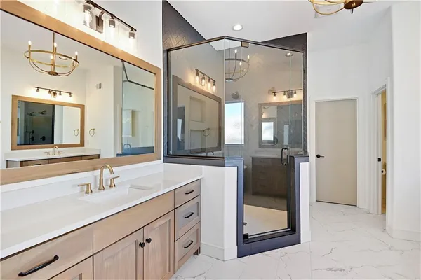 $1,250,000 | 17029 King Street, Overland Park, KS 66221