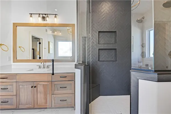 $1,250,000 | 17029 King Street, Overland Park, KS 66221