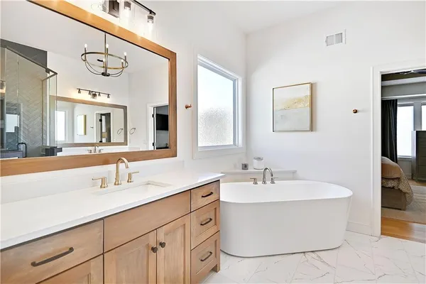 $1,250,000 | 17029 King Street, Overland Park, KS 66221
