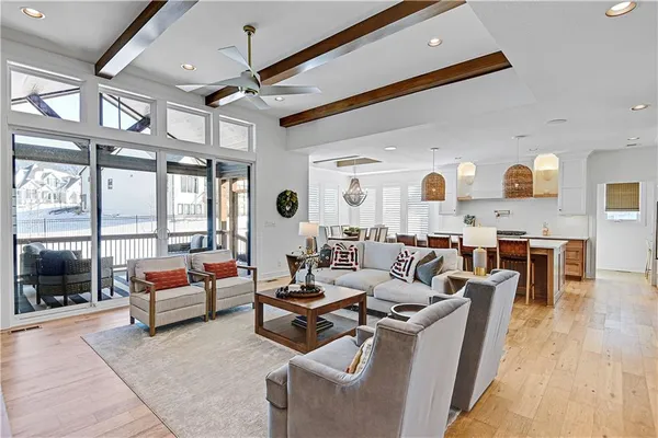 $1,250,000 | 17029 King Street, Overland Park, KS 66221