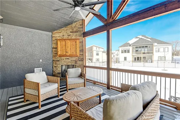 $1,250,000 | 17029 King Street, Overland Park, KS 66221