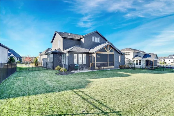 $1,250,000 | 17029 King Street, Overland Park, KS 66221