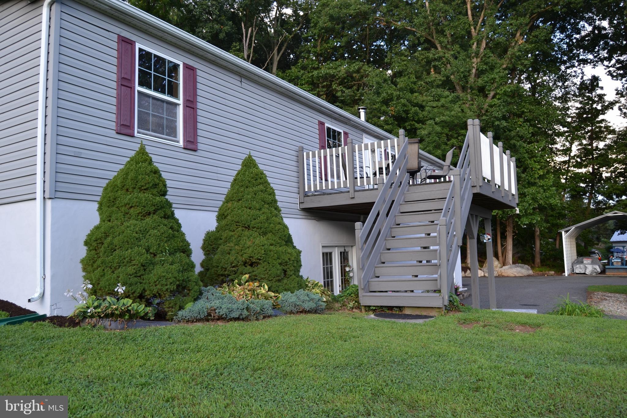 4901 Church View Road Zionsville, PA 18092 - Photo 25 of 42 Front deck
