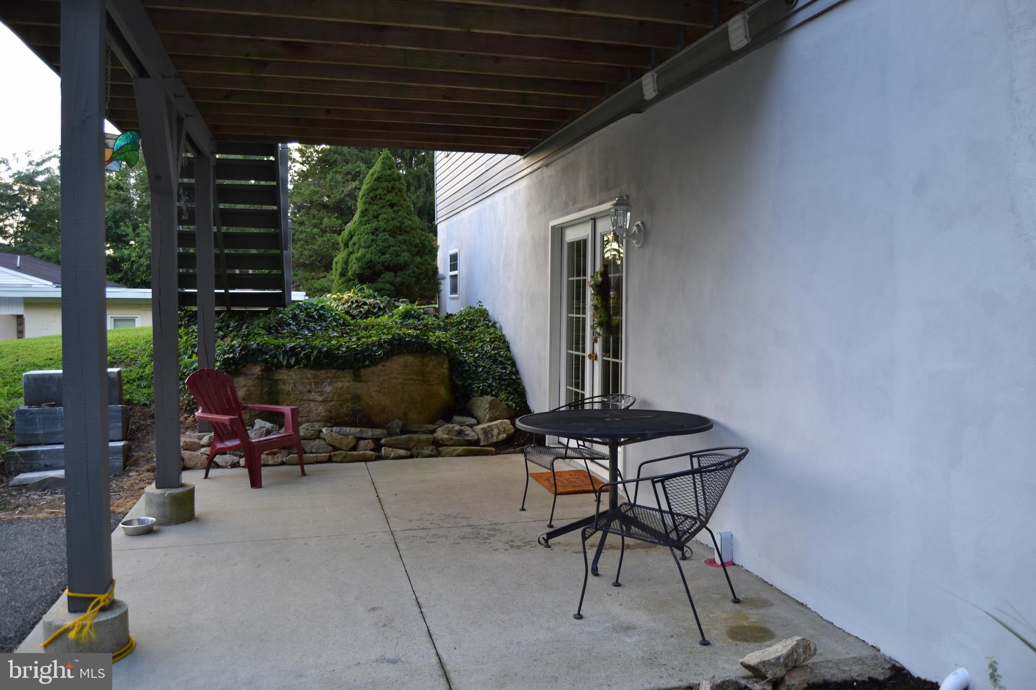 4901 Church View Road Zionsville, PA 18092 - Photo 35 of 42 Patio
