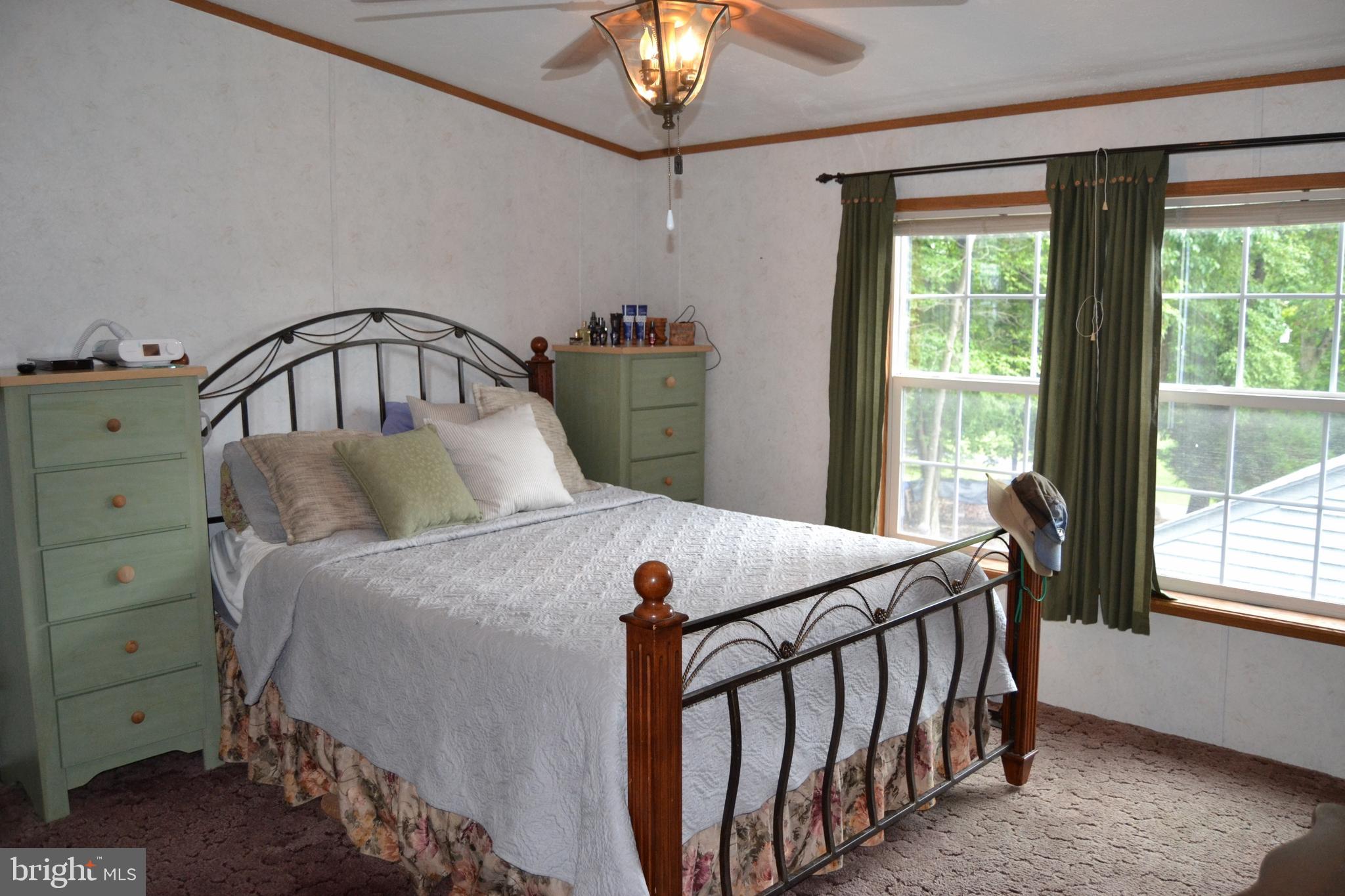 4901 Church View Road Zionsville, PA 18092 - Photo 5 of 42 Master bedroom