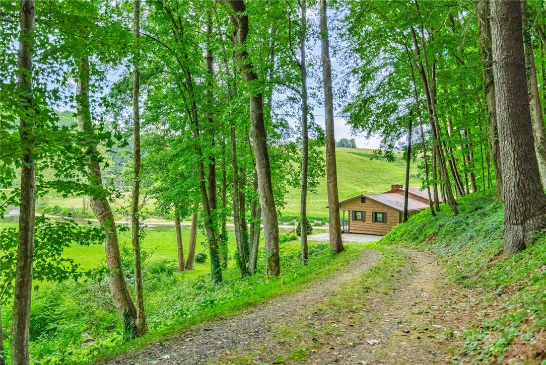 380 West Deep Ford Road Lansing, NC 28643 - Photo 41 of 41
