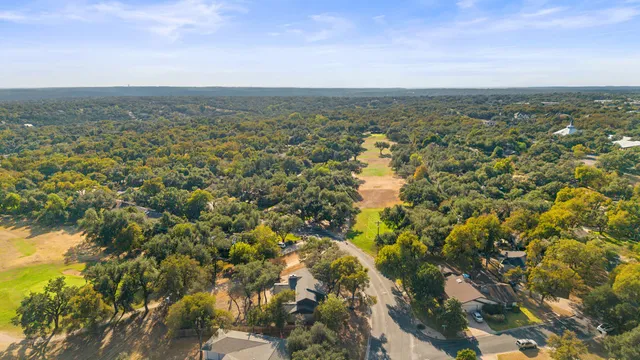 $950,000 | 9112 Balcones Club Drive, Austin, TX 78750