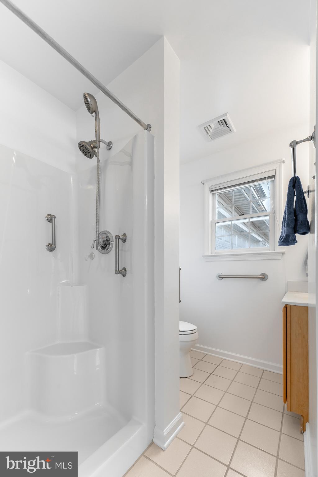 3301 Shellers Bend, Unit 921 State College, PA 16801 - Photo 13 of 18