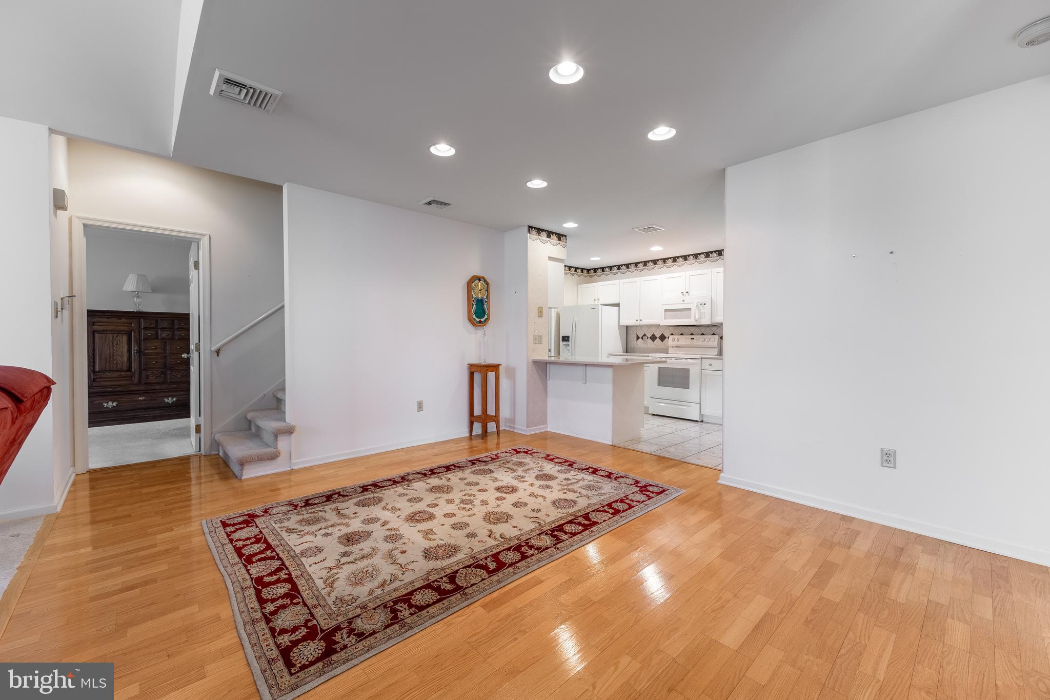 3301 Shellers Bend, Unit 921 State College, PA 16801 - Photo 8 of 18