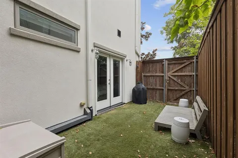 $1,639,000 | 3515 Normandy Avenue, Unit 1, Highland Park, TX 75205