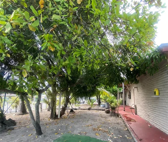 $650,000 | 8355 Northwest 32nd Avenue, Miami, FL 33147