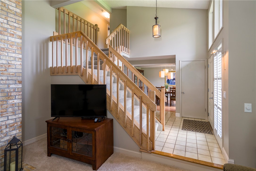 10 White Briar Pittsford, NY 14534 - Photo 12 of 31