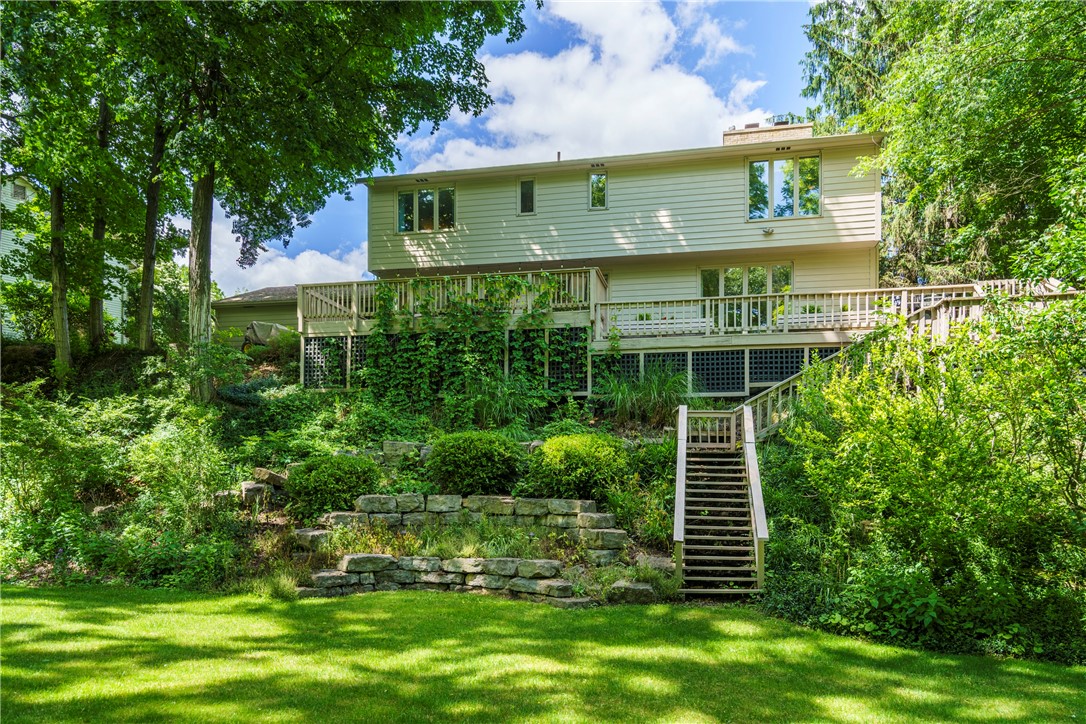 10 White Briar Pittsford, NY 14534 - Photo 4 of 31