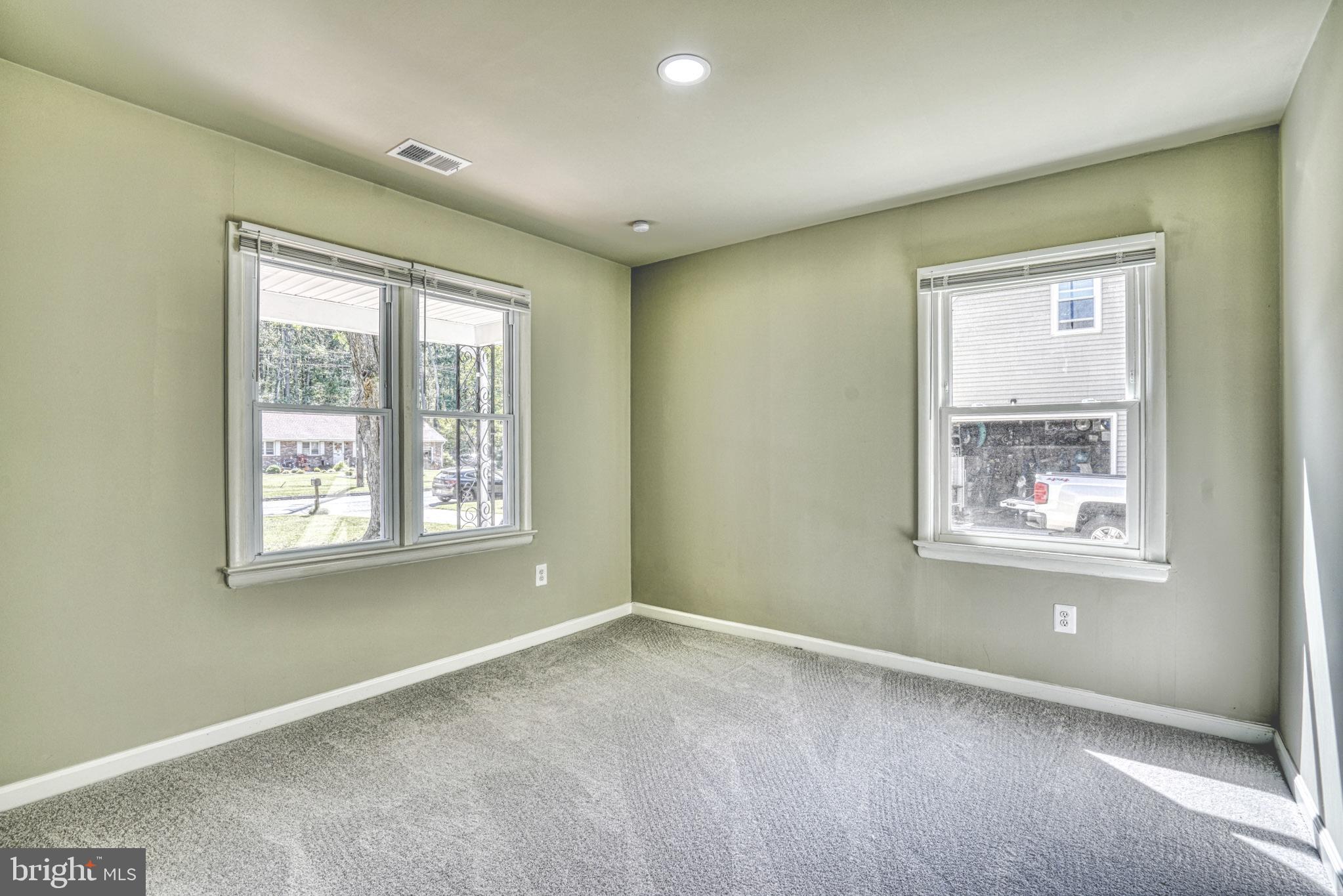 607 Edlon Park Cambridge, MD 21613 - Photo 33 of 34 a view of an empty room with a window