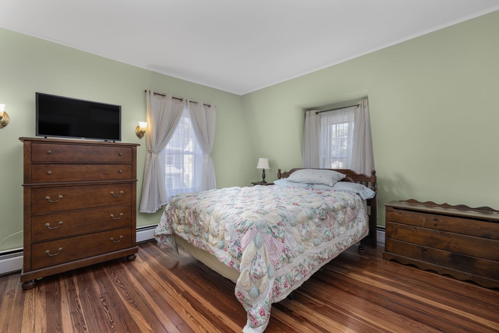 956 Maple Street Fall River, MA 02720 - Photo 25 of 42
