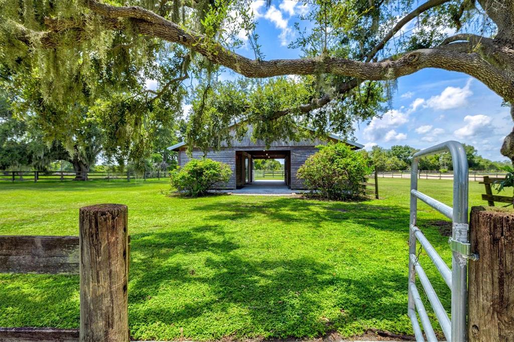 5710 Vanderipe Road Sarasota, FL 34241 - Photo 58 of 100 Gallery Image 58