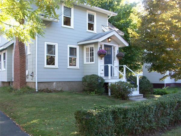 28 Norfolk Road Randolph, MA 02368 - Photo 3 of 29 Gallery Image 3
