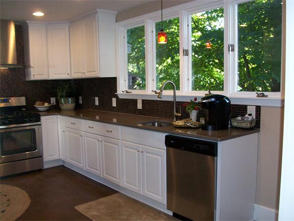 28 Norfolk Road Randolph, MA 02368 - Photo 9 of 29 Gallery Image 9