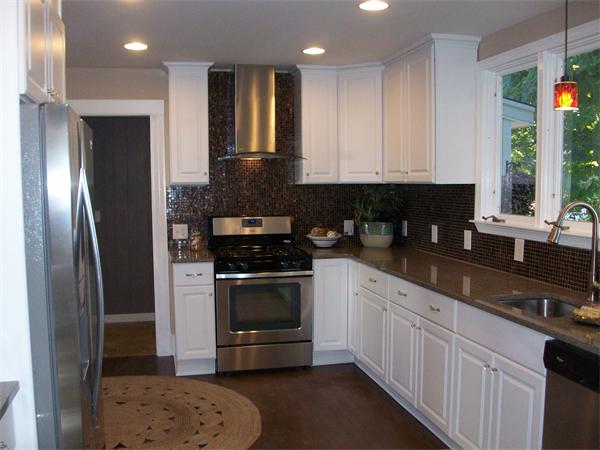28 Norfolk Road Randolph, MA 02368 - Photo 10 of 29 Gallery Image 10