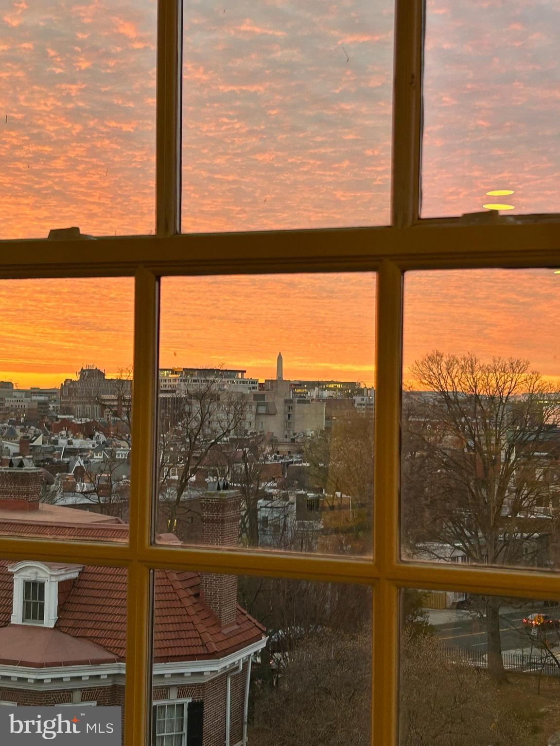 2125 S Street Northwest, Unit PH2 Washington, DC 20008 - Photo 15 of 29 Living room view