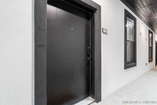 $560,000 | 1035 Topsider Lane, Unit 119, Osage Beach, MO 65065