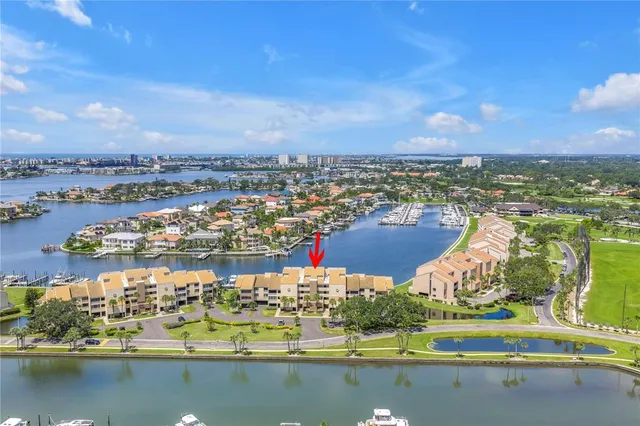 $485,000 | 2775 Kipps Colony Drive South, Unit 204, St. Petersburg, FL 33707