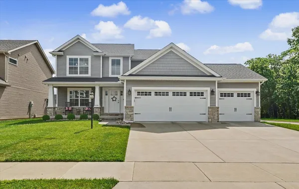 $535,000 | 1312 North Garwood Drive, Mahomet, IL 61853