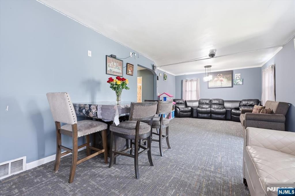 409 Tryon Avenue Englewood, NJ 07631 - Photo 8 of 33