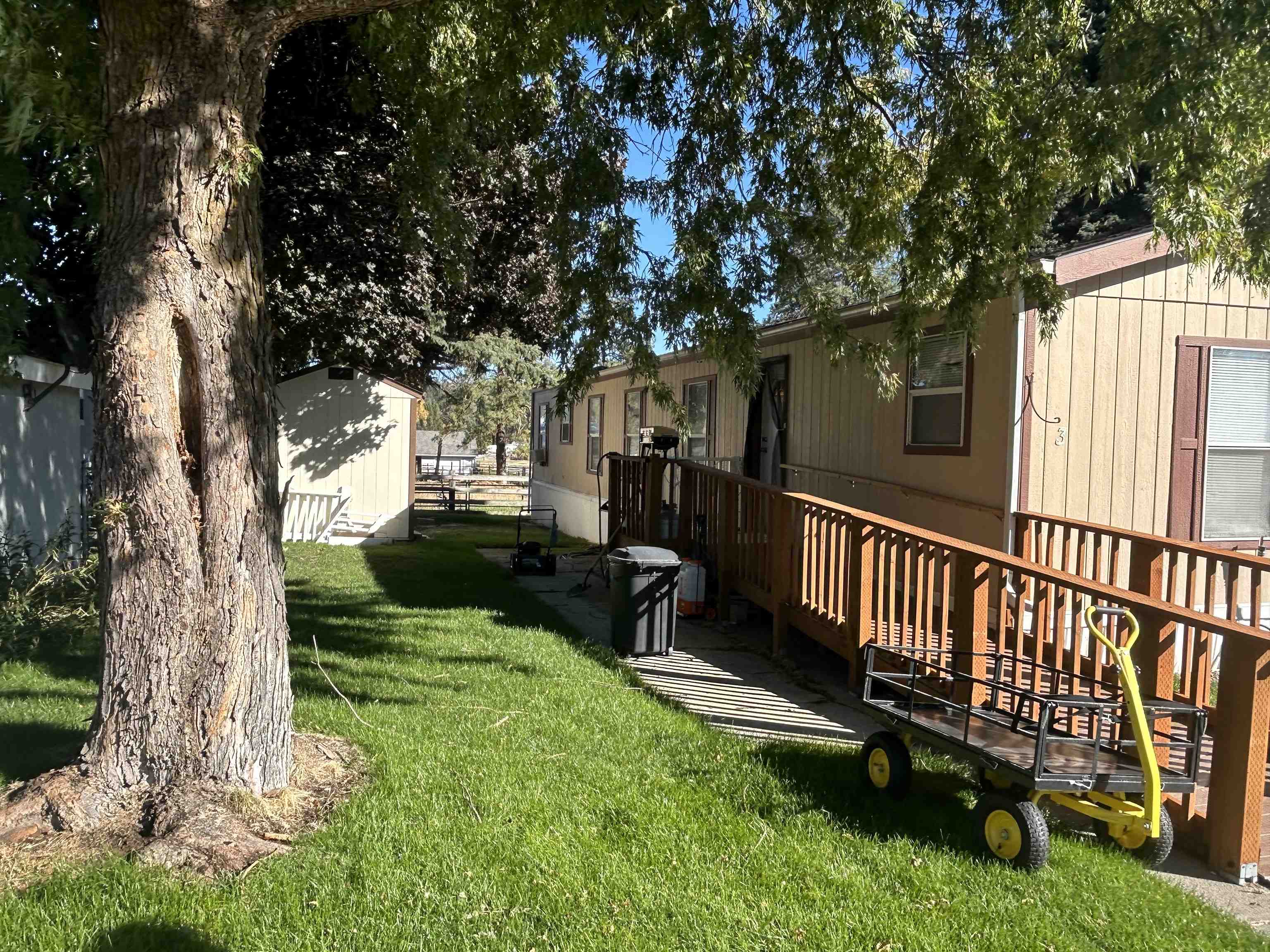 3110 East Chattaroy Road, Unit 3 Chattaroy, WA 99003 - Photo 2 of 15 Gallery Image 2