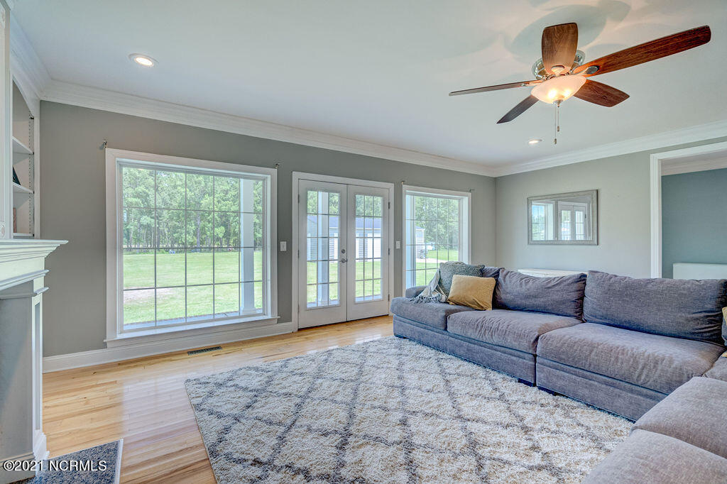 358 Brinkley Road Delco, NC 28436 - Photo 14 of 65 358BrinkeyFinal-49