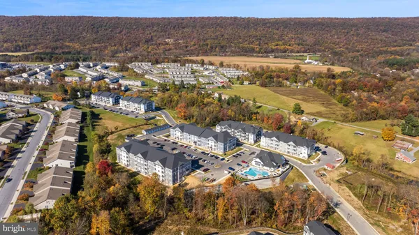 $1,996 | 2340 Hadley Boulevard, Unit 104, Enola, PA 17025