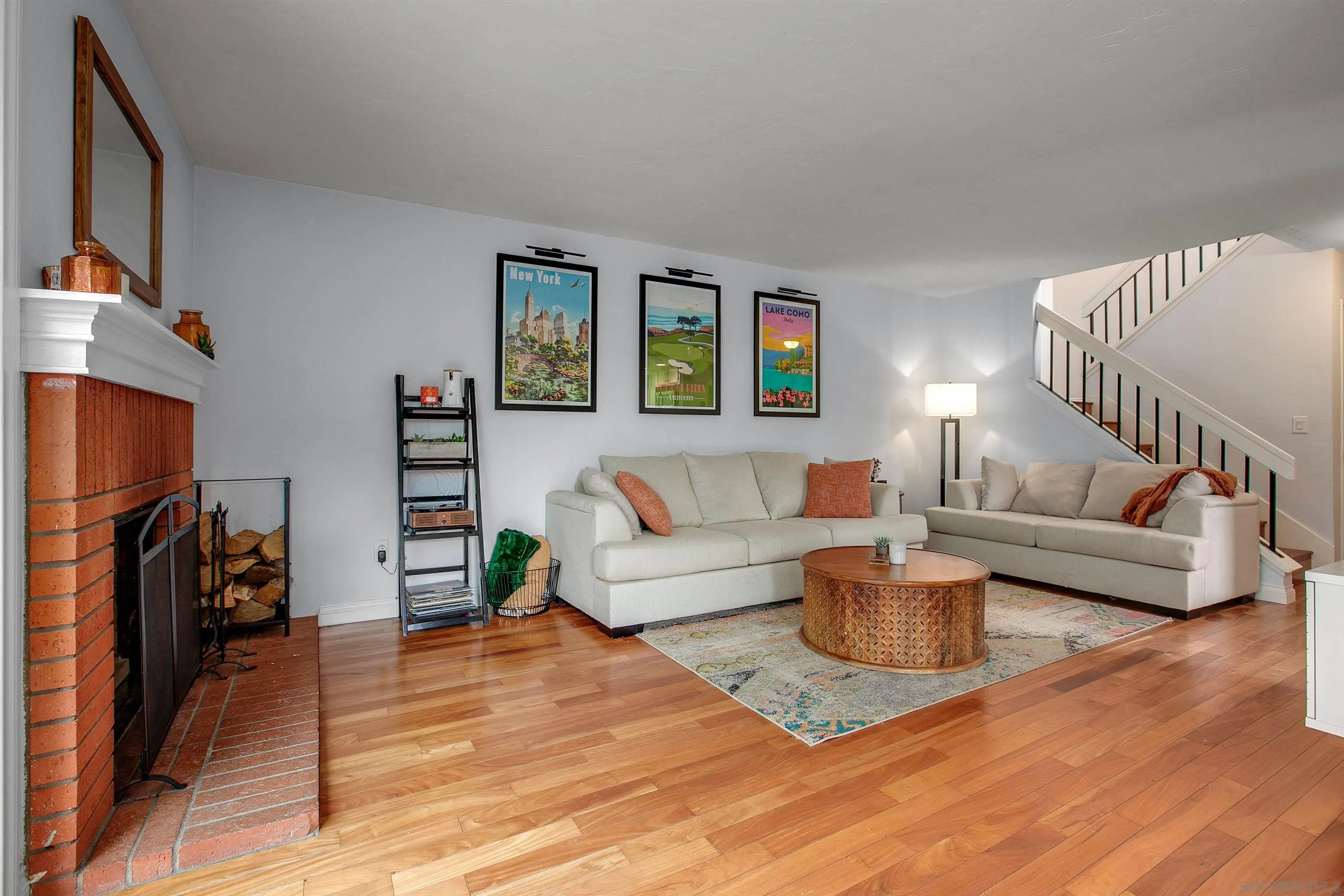 2952 Cape Cod Circle Carlsbad, CA 92010 - Photo 5 of 24 a living room with furniture and a flat screen tv