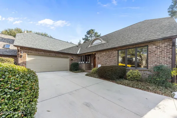 $729,000 | 4 Chalford Place, Pinehurst, NC 28374