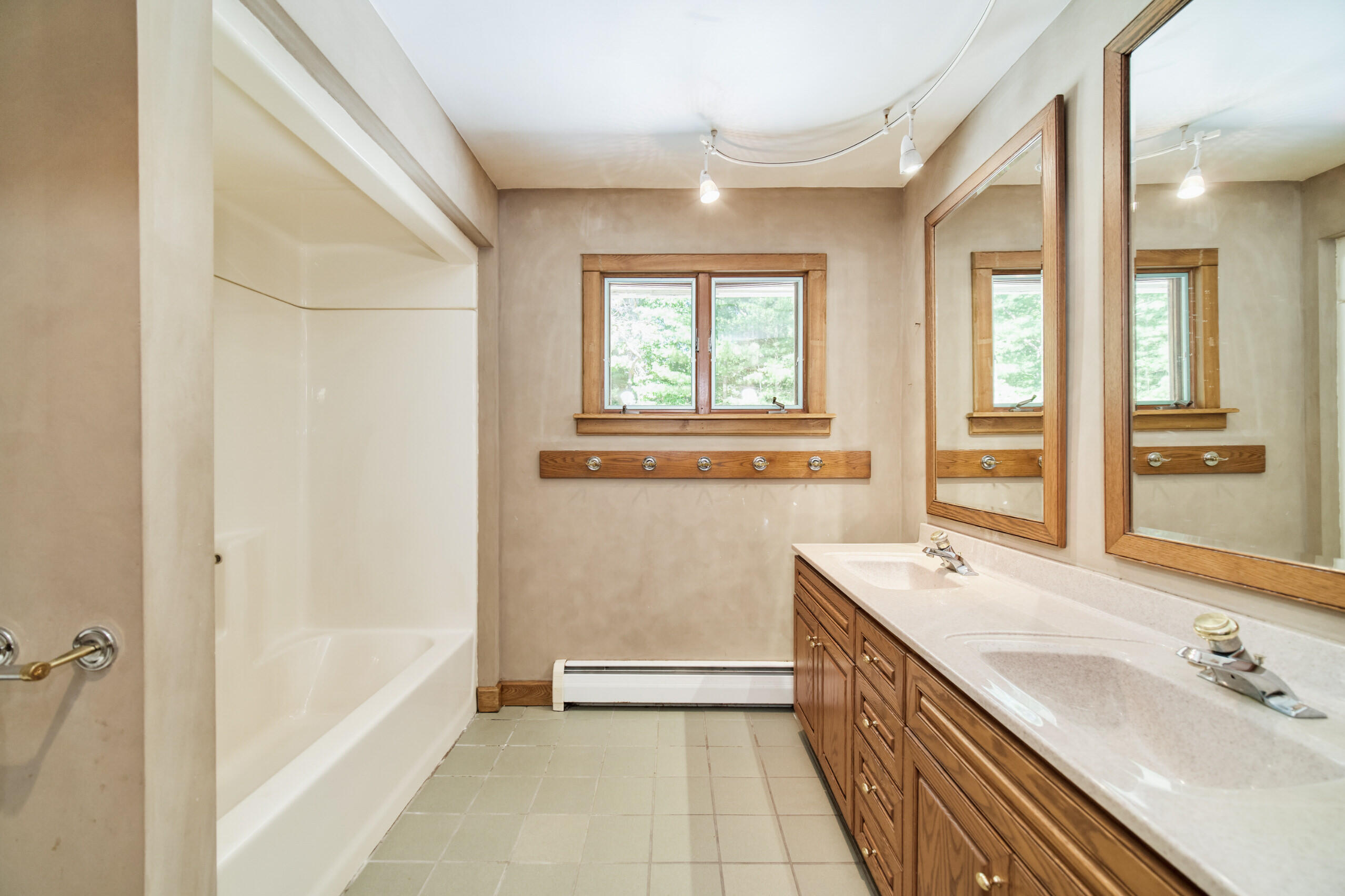 384 East Piney Road Manistee, MI 49660 - Photo 38 of 79 384_E_Piney_Rd-42
